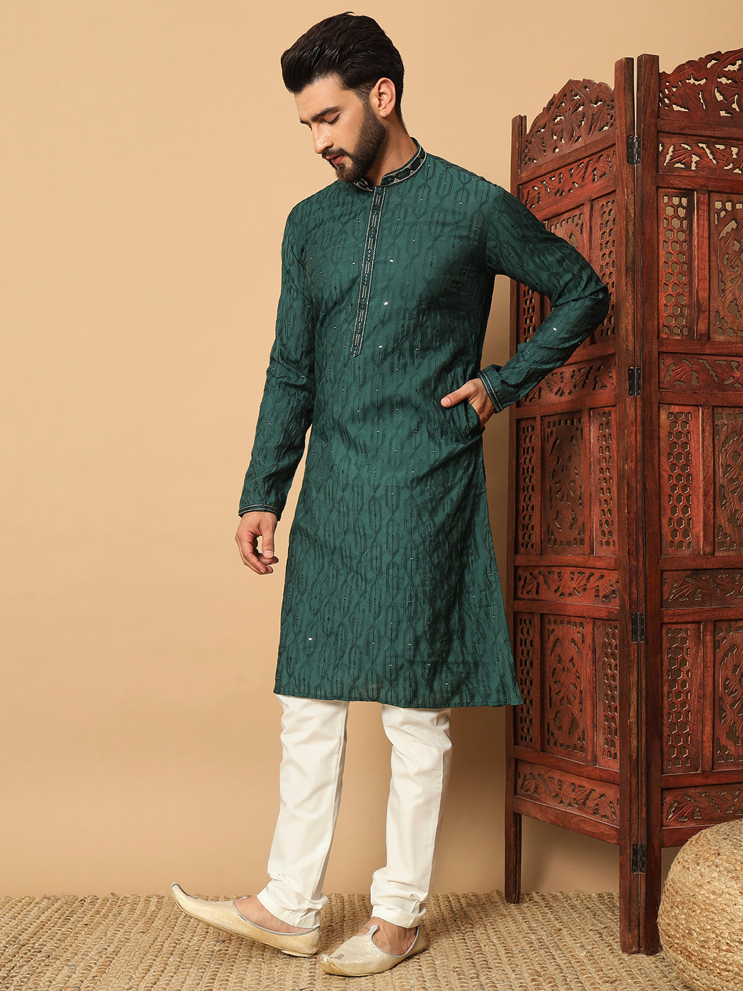 Glistening Emerald Green Kurta Pajama