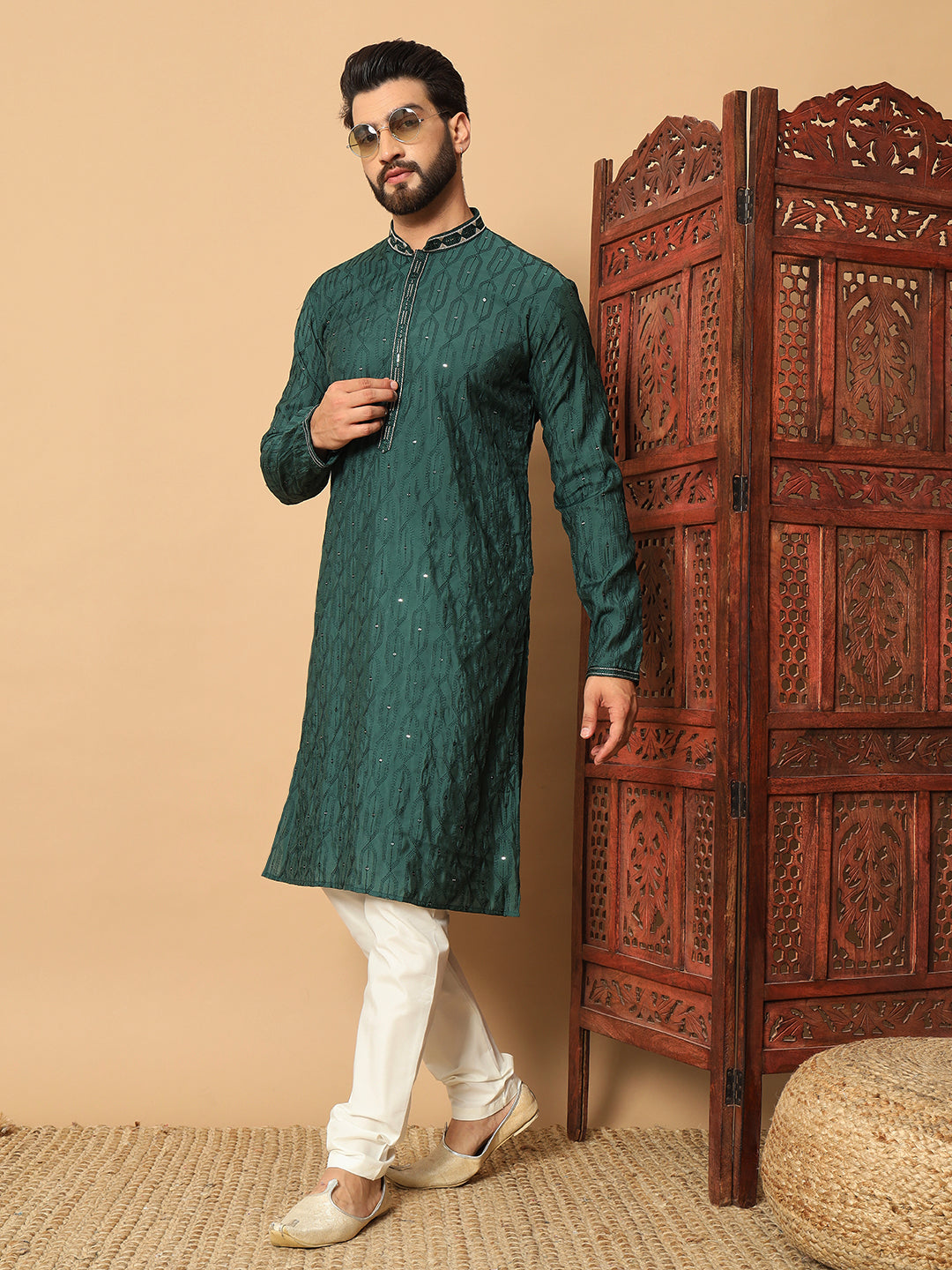 Glistening Emerald Green Kurta Pajama