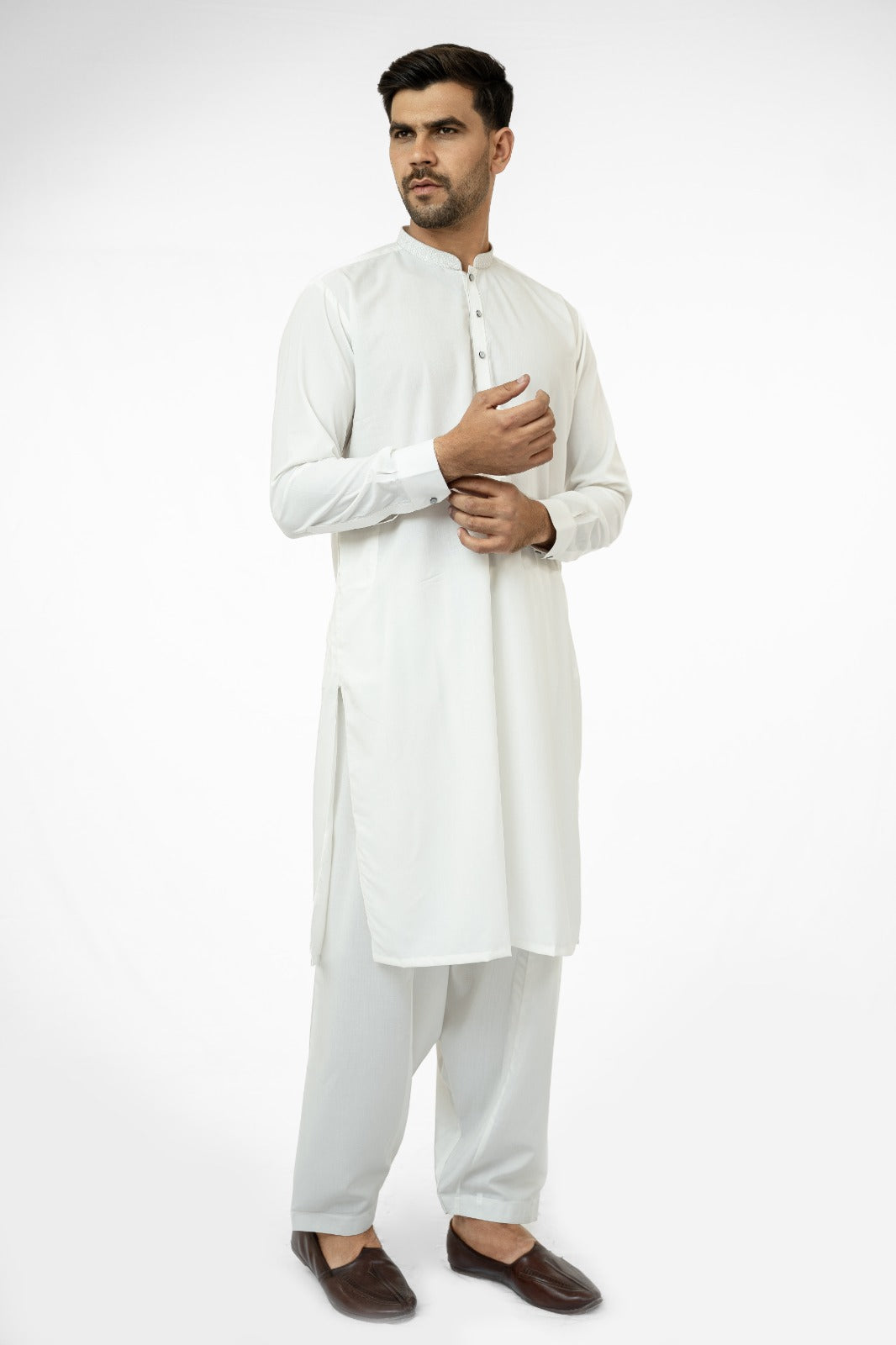 White Chaand Kurta Shalwar